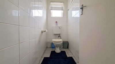 Uvongo Square 26