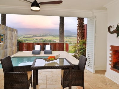 Luxury 5 Star Suite #1
