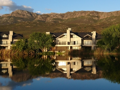 Valley Golf Lodges