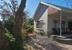 Villa de Karoo Guest House
