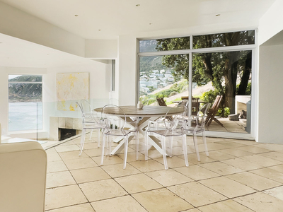 Villa On The Rocks