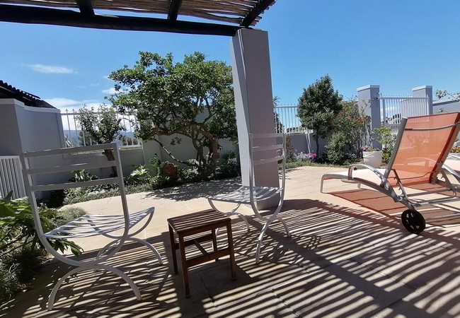 Classic Queen Room 1