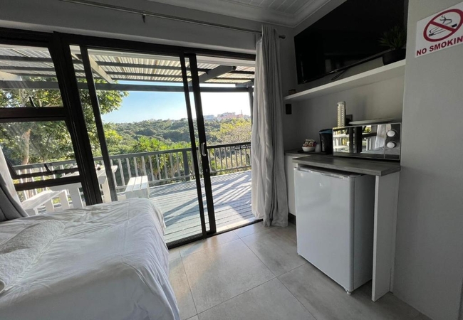 Standard King Room With Garden View