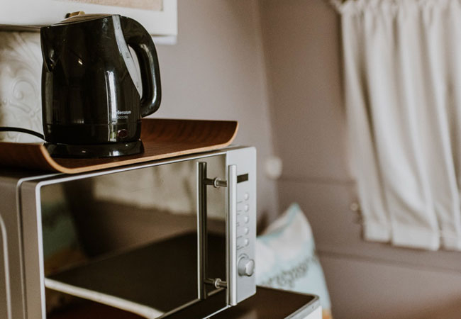 Vintage Queen Caravan