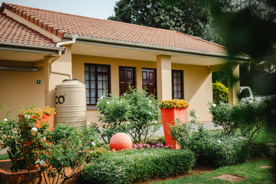 VJ's Guesthouse
