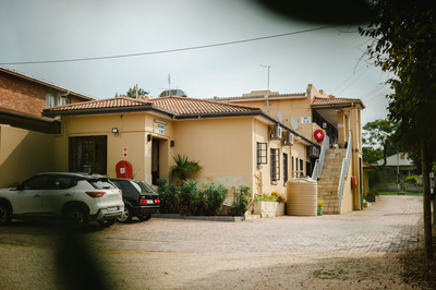 VJ's Guesthouse