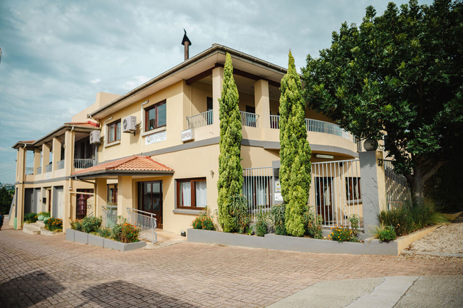 VJ's Guesthouse