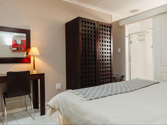 Luxury Self-catering Suite
