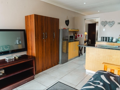 Luxury Self-catering Suite