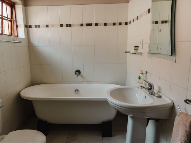 Luxury Self-catering Suite