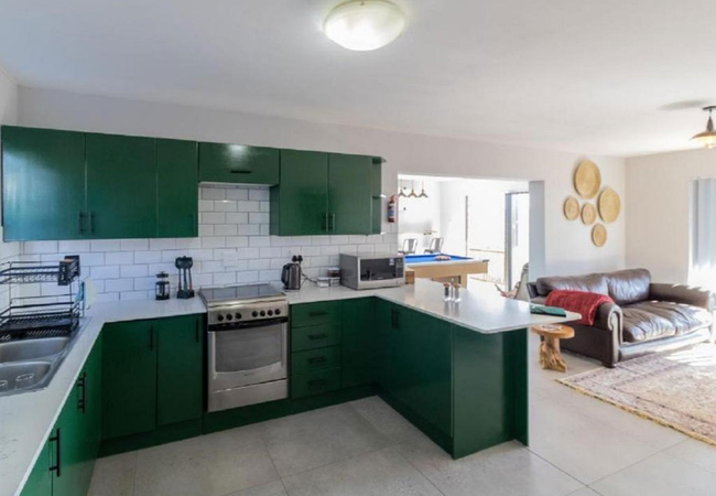 Voorbaai Holiday Home