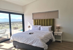 Protea Luxury Room