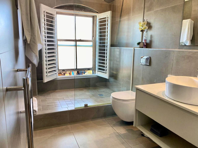 Waterfront Apartment 14