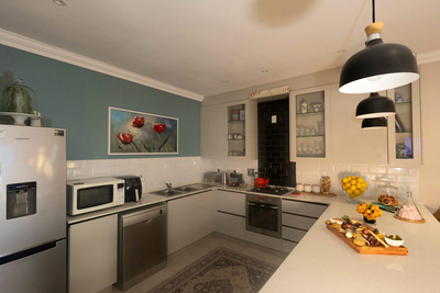 Exclusive Use Holiday Apartment