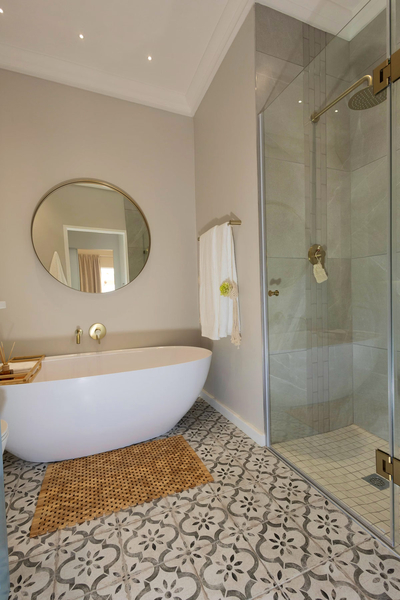 Exclusive Use Holiday Apartment