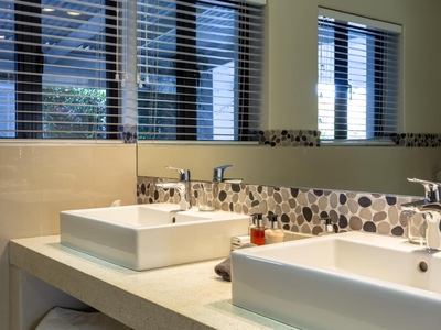 Courtyard Family Suite
