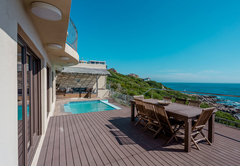 Whale Huys Luxury Oceanfront Eco Villa