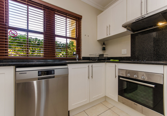 Kitchen with dishwasher