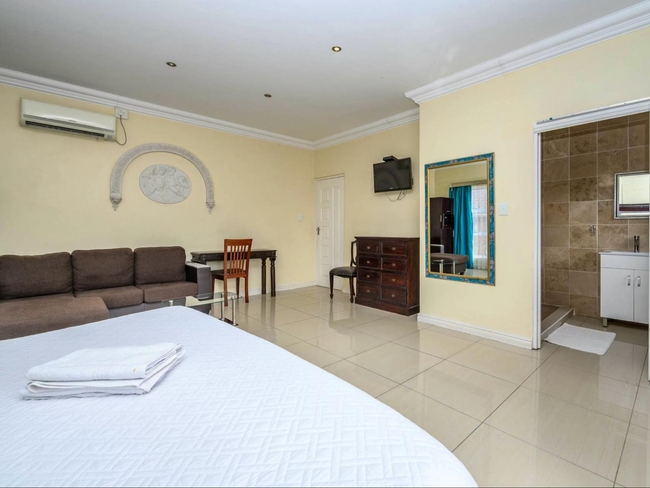 Whales Way Lodge