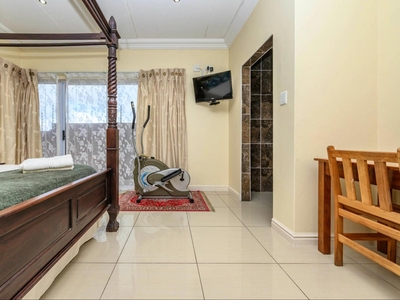 Whales Way Lodge