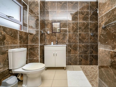 Whales Way Lodge