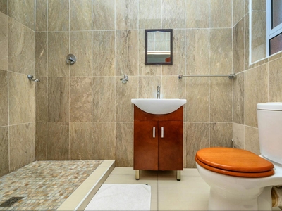 Whales Way Lodge
