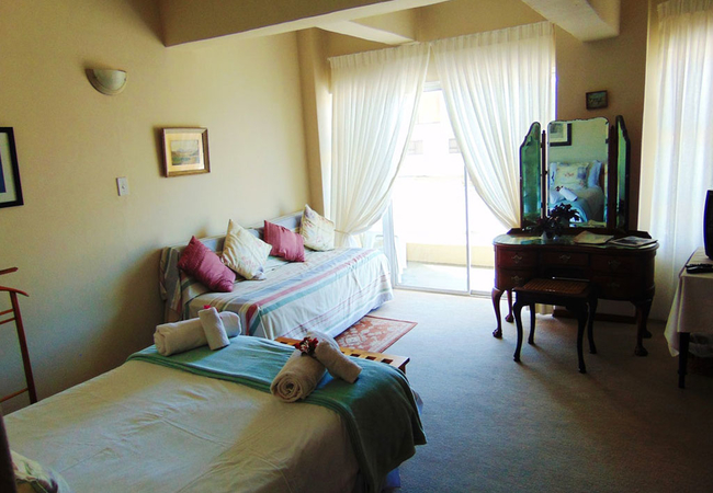 Double en-suite room - Yellowtail