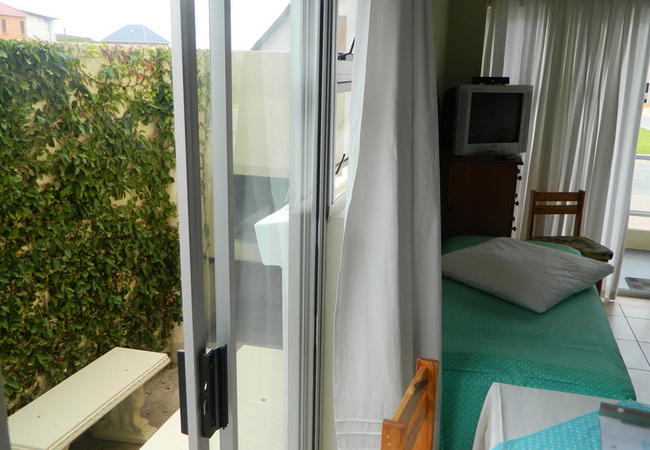 Self-Catering Unit - Moms Place 