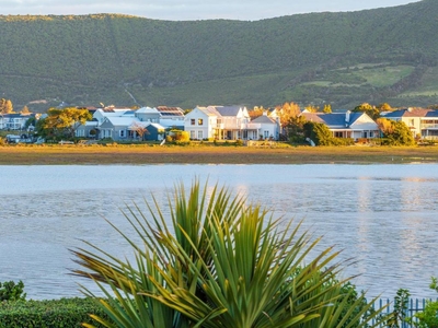 Exclusive Use Holiday Apartment