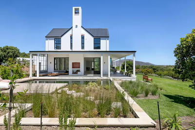 White Protea Haus