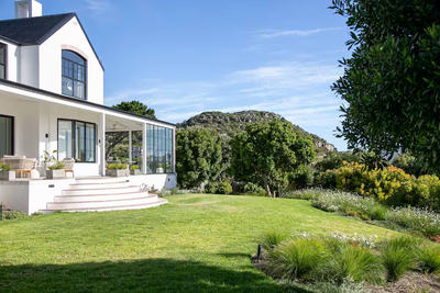 White Protea Haus