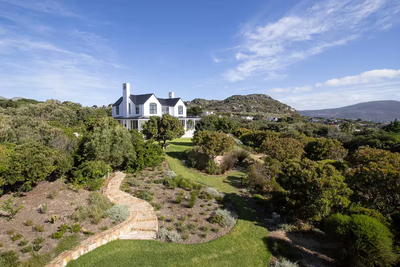 White Protea Haus