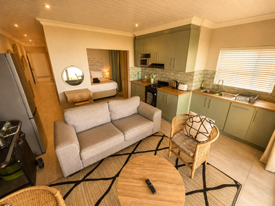 Self Catering Unit 12