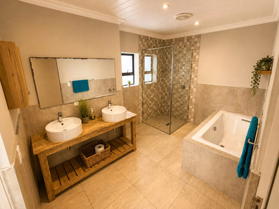 Self Catering Unit 12