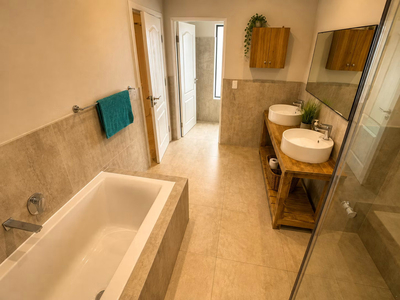 Self Catering Unit 12