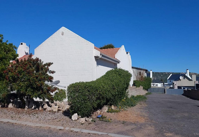 Wild Aloe Apartments