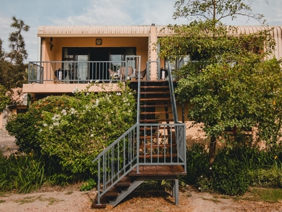 Cranberry Apartment