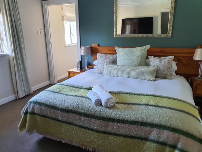 Standard King/Twin Room