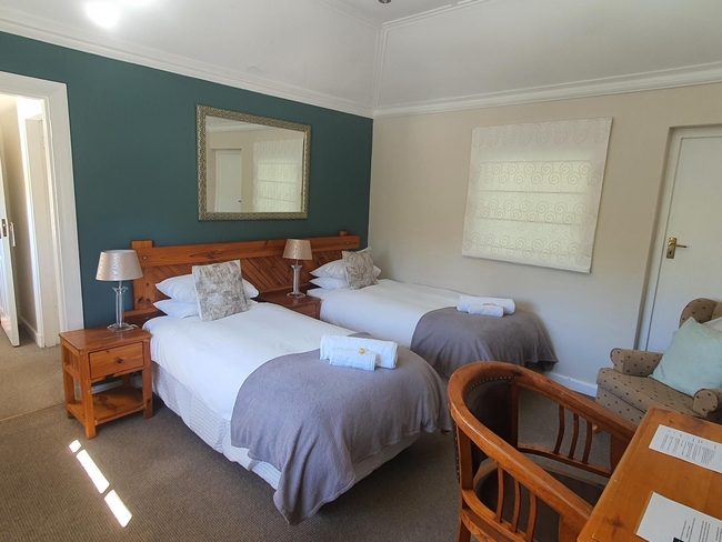 Standard King/Twin Room