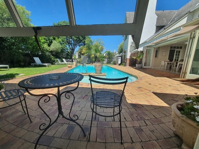 Garden Cottage - King/Twin