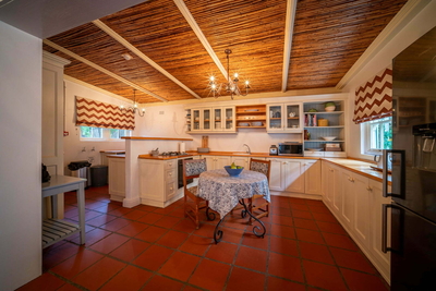 Exclusive Use House
