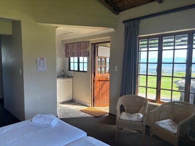 Comfort Mountain View Cottage 5