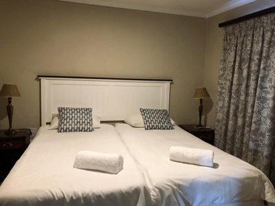 Superior Family Cottage 9