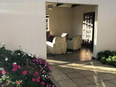 Superior Family Cottage 10