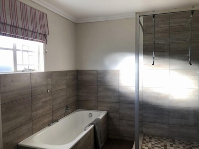 Superior Family Cottage 10