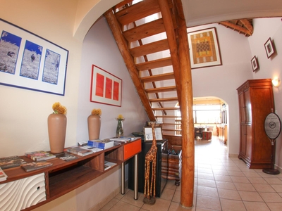Winelands Villa Guesthouse & Cottages