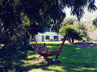 Winelands Villa Guesthouse & Cottages