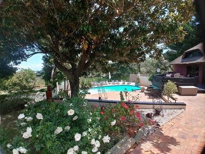 Winelands Villa Guesthouse & Cottages
