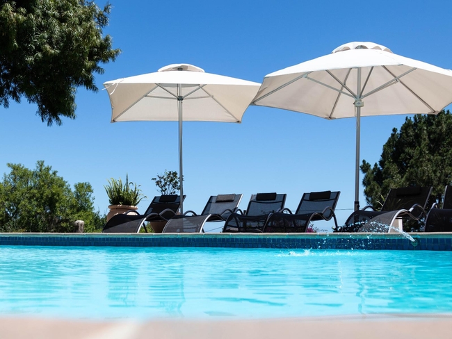 Winelands Villa Guesthouse & Cottages