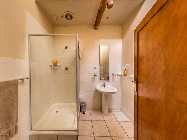 Luxury Room (sleeps 4)
